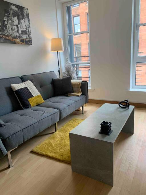 Trendy One Bedroom Apartment グラスゴー エクステリア 写真