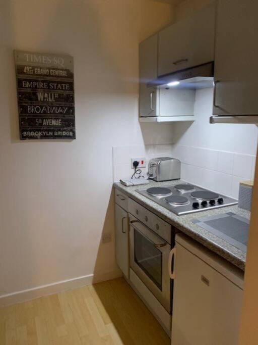 Trendy One Bedroom Apartment グラスゴー エクステリア 写真